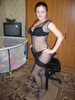 Молодая сучка в сетчатом нейлоне Молодая сучка в сетчатом нейлоне